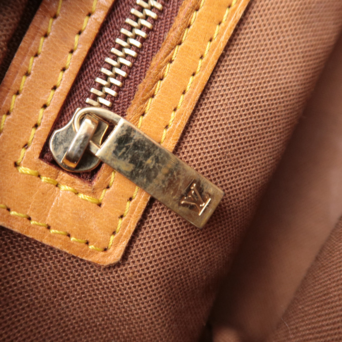 Louis Vuitton Monogram Trotter Crossbody Shoulder Bag M51240