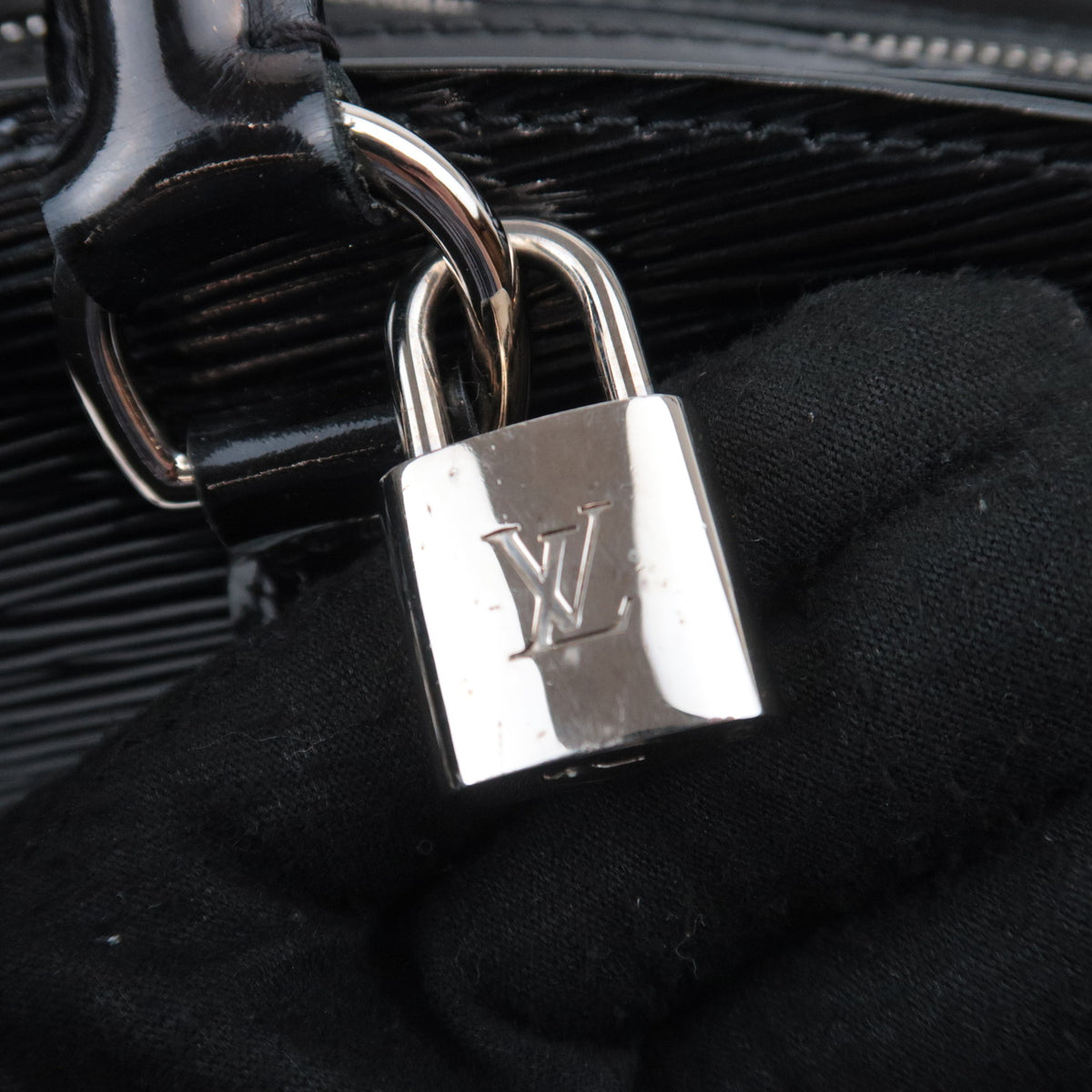 Louis Vuitton Epielectric Pont Neuf GM Noir M5904N