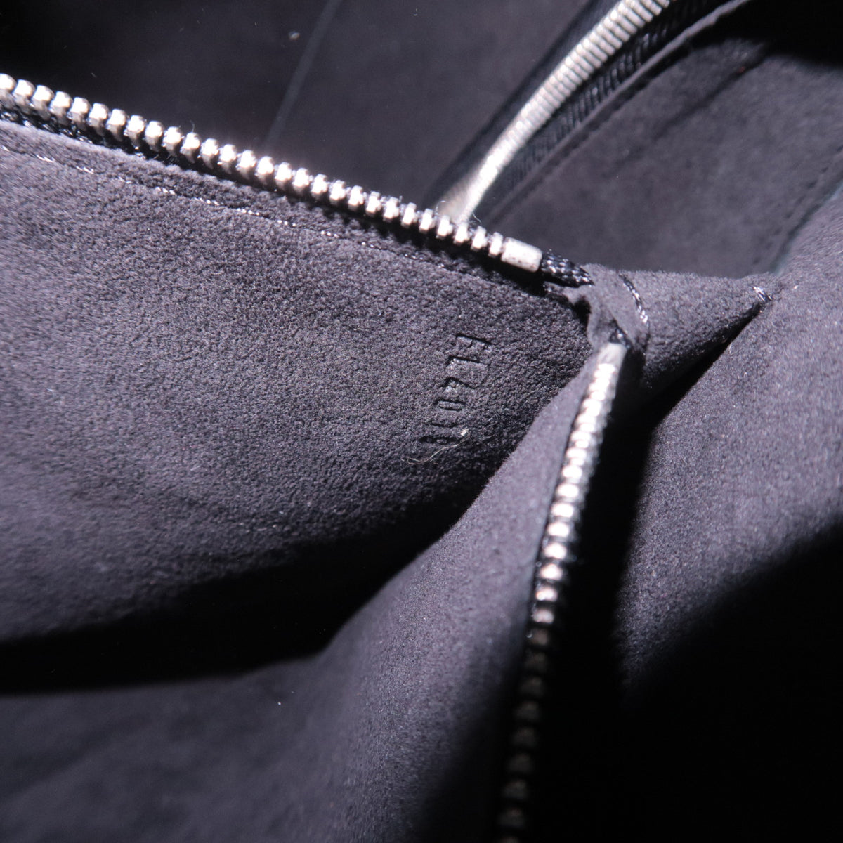 Louis Vuitton Epielectric Pont Neuf GM Noir M5904N