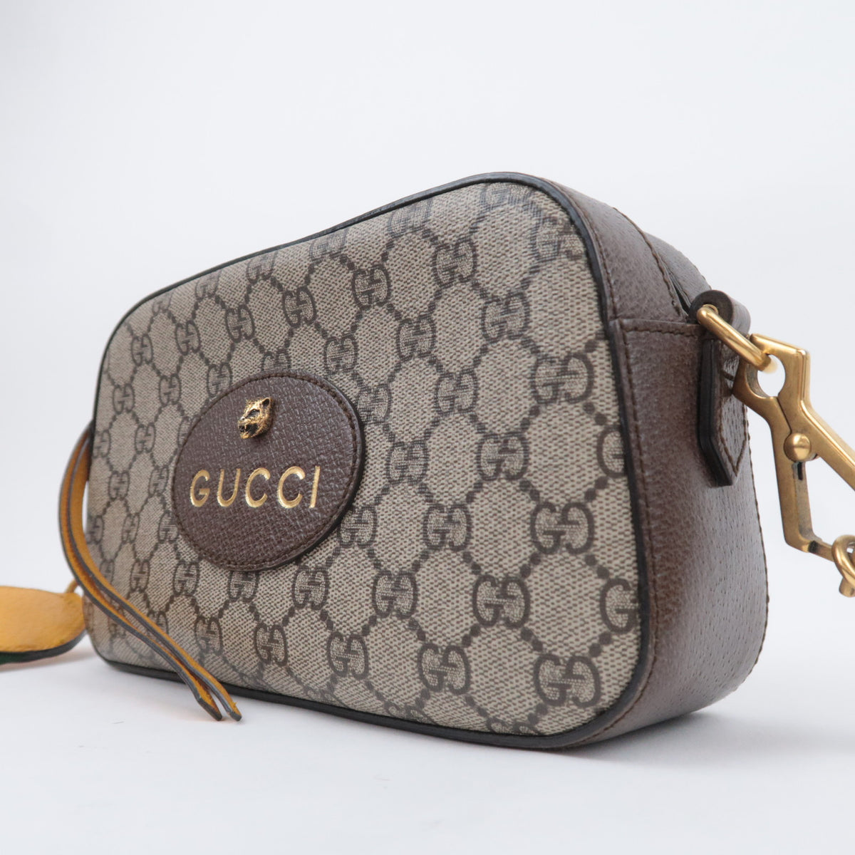 GUCCI Neo Vintage Tiger Head GG Supreme Shoulder Bag 476466