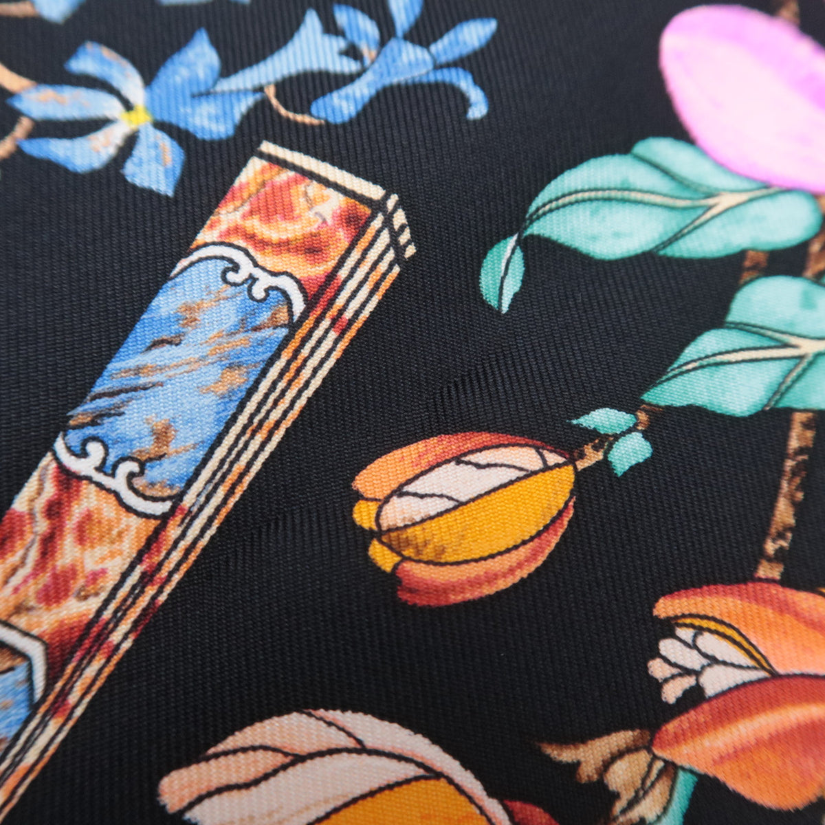 HERMES Carre 90 Scarf PiERRES d' ORIENT et d' OCCiDENT