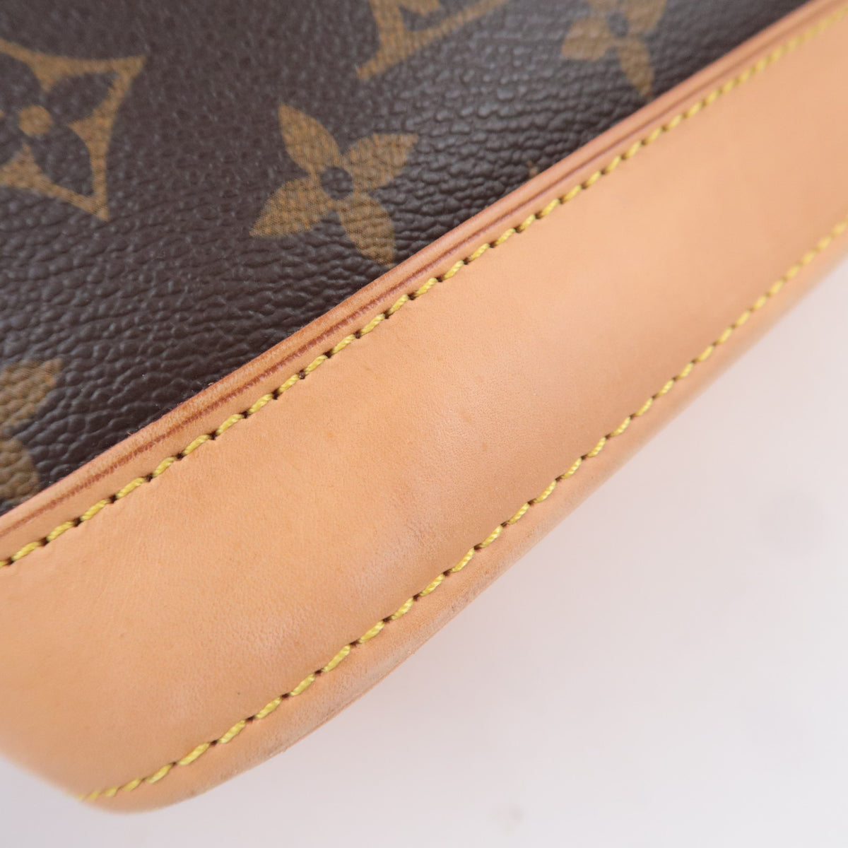 Louis Vuitton Monogram Alma Handbag M51130