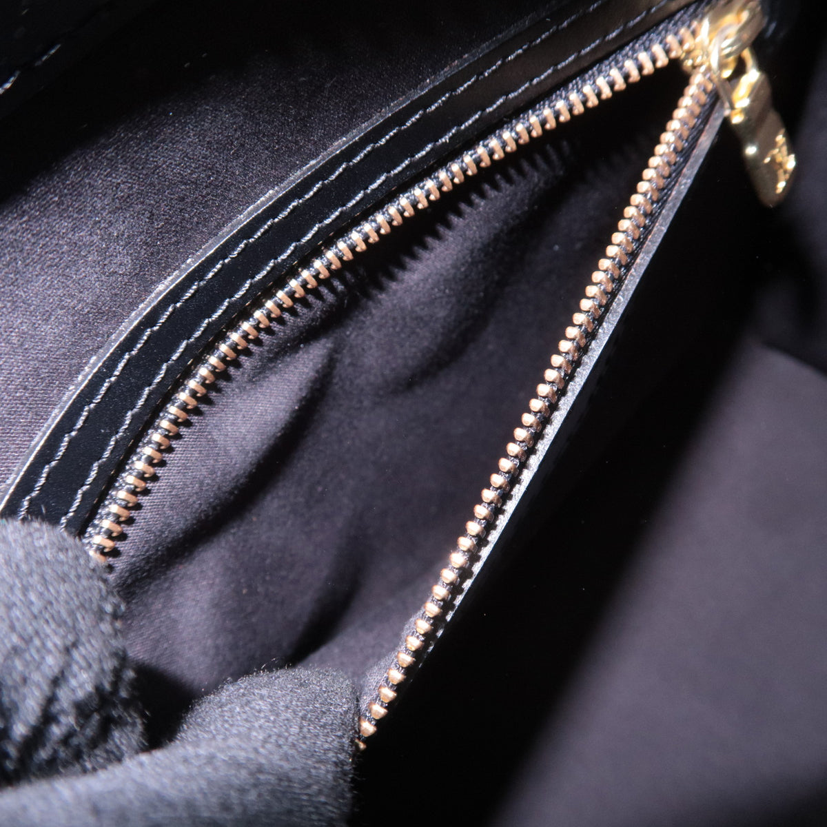 Louis Vuitton Epi Figari PM Handbag Noir M52012