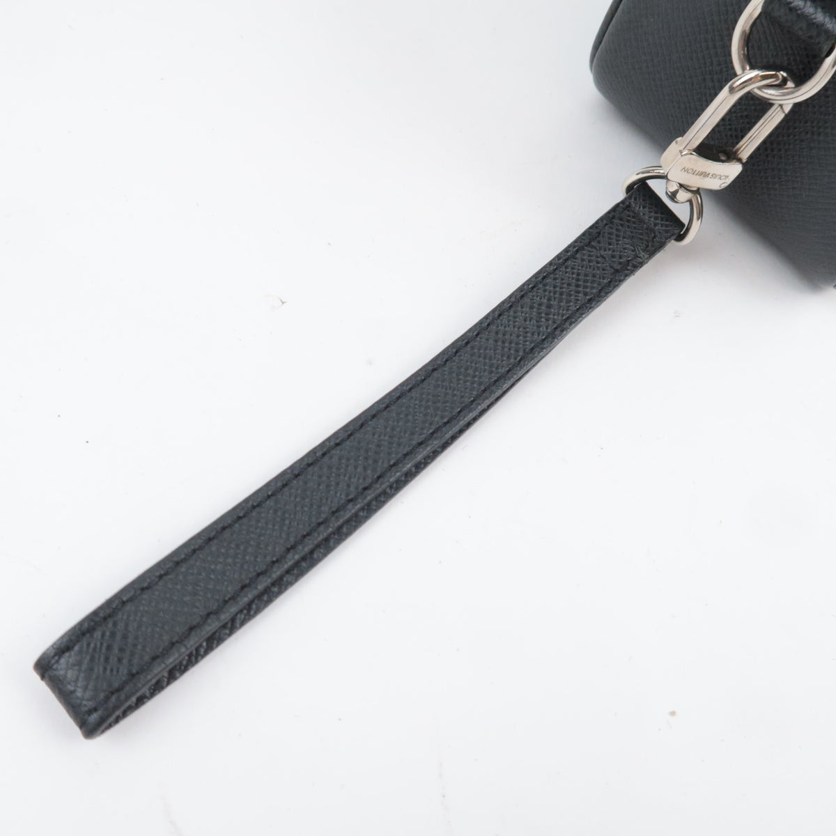 Louis Vuitton Taiga Pavel Clutch Bag M31142