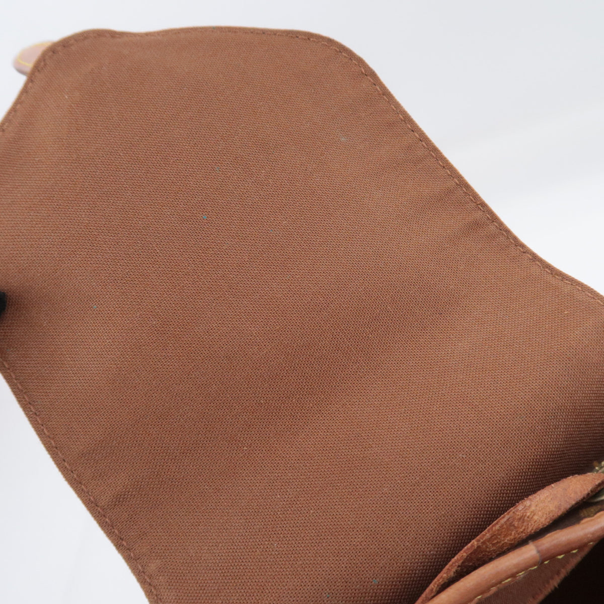 Louis Vuitton Monogram Montsouris MM M51136