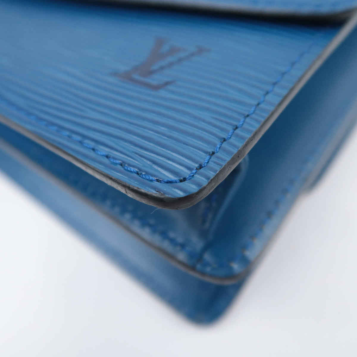 Louis Vuitton Epi Grenelle Shoulder Bag M52365