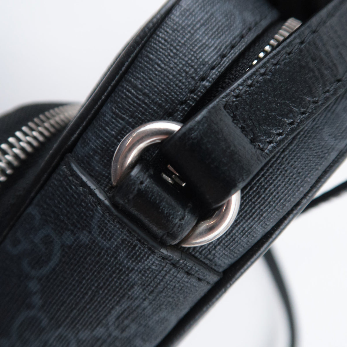 GUCCI Interlocking G GG Supreme Small Shoulder Bag 672952