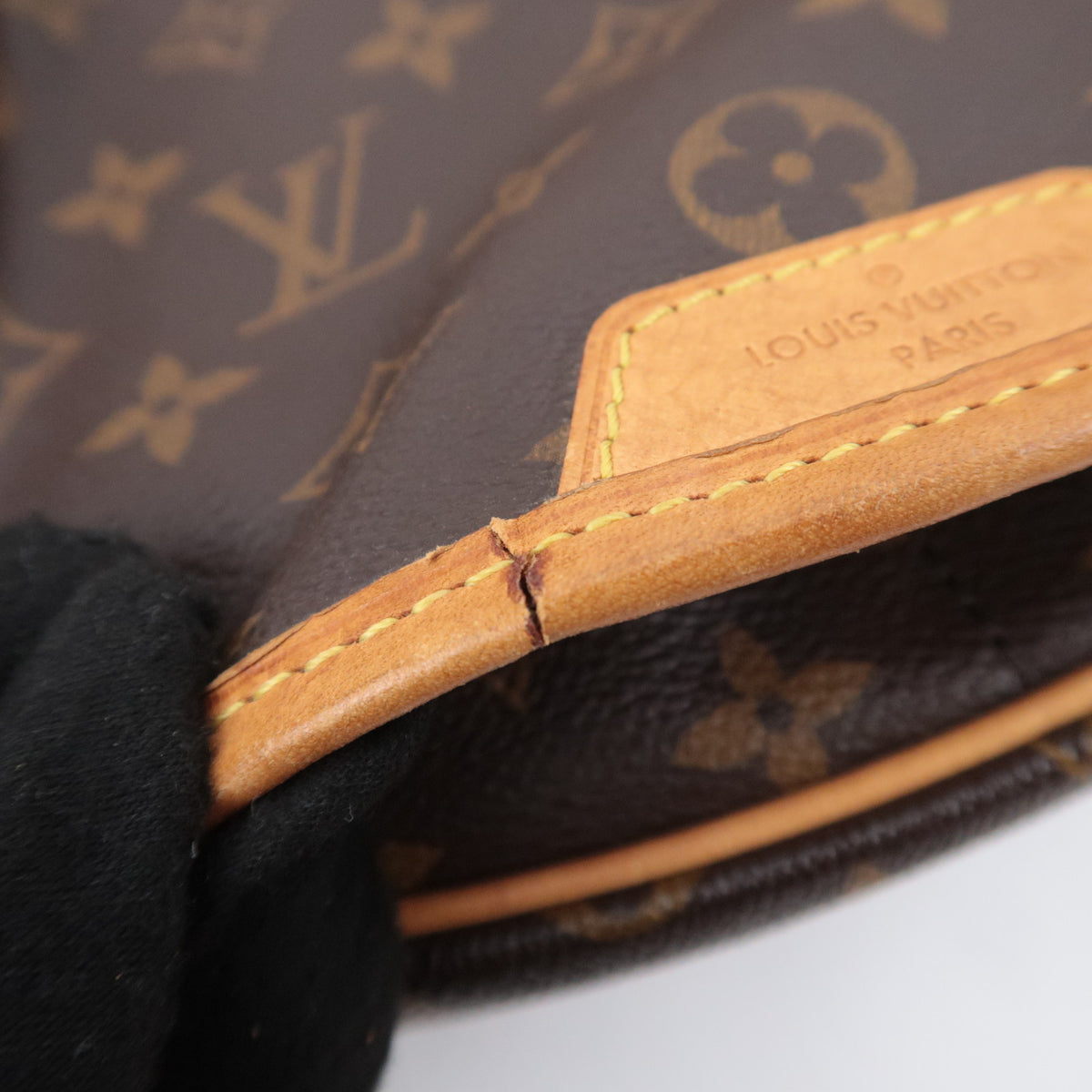 Louis Vuitton Monogram Menilmontant PM Shoulder Bag M40474