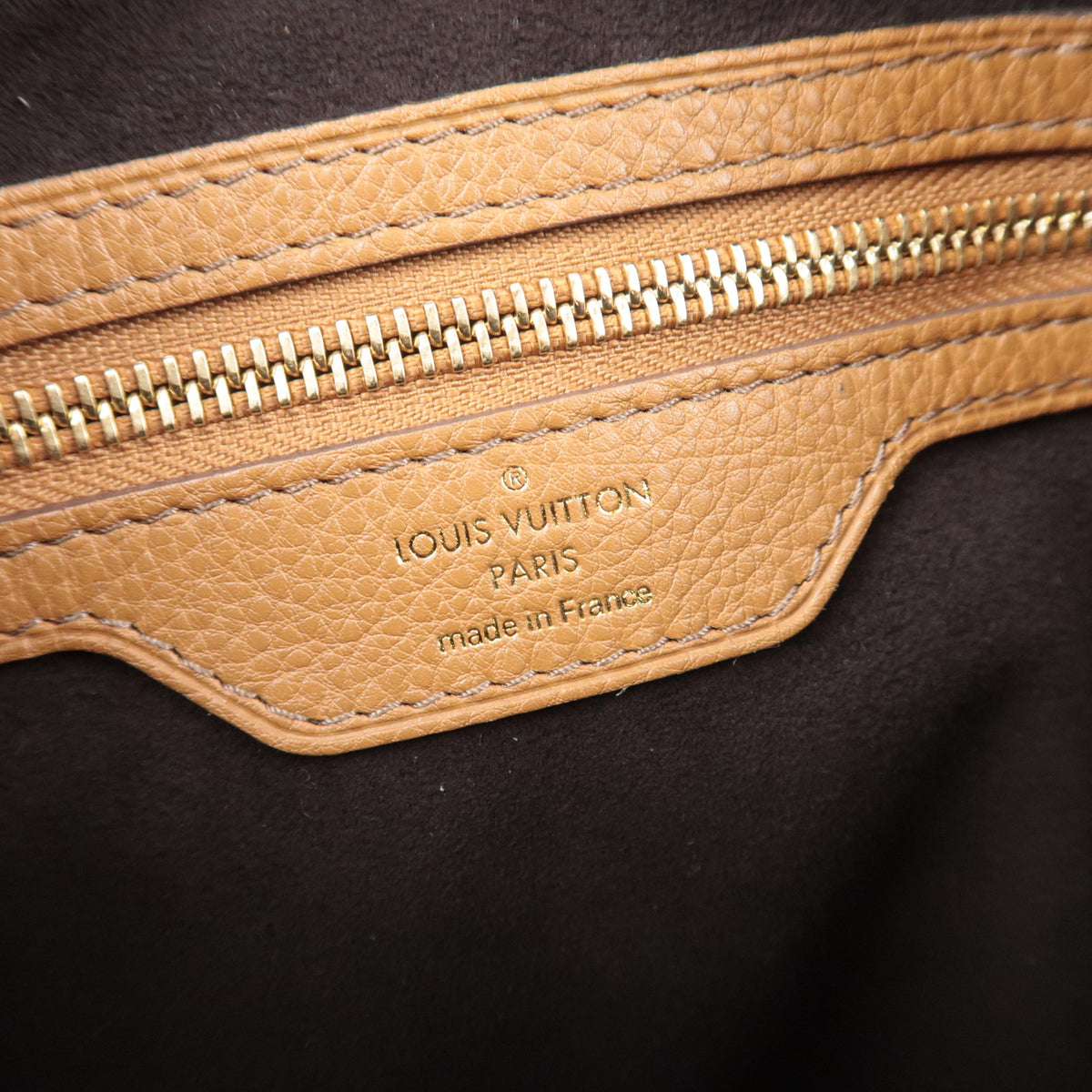 Louis Vuitton Monogram Mahina Selene PM M94212