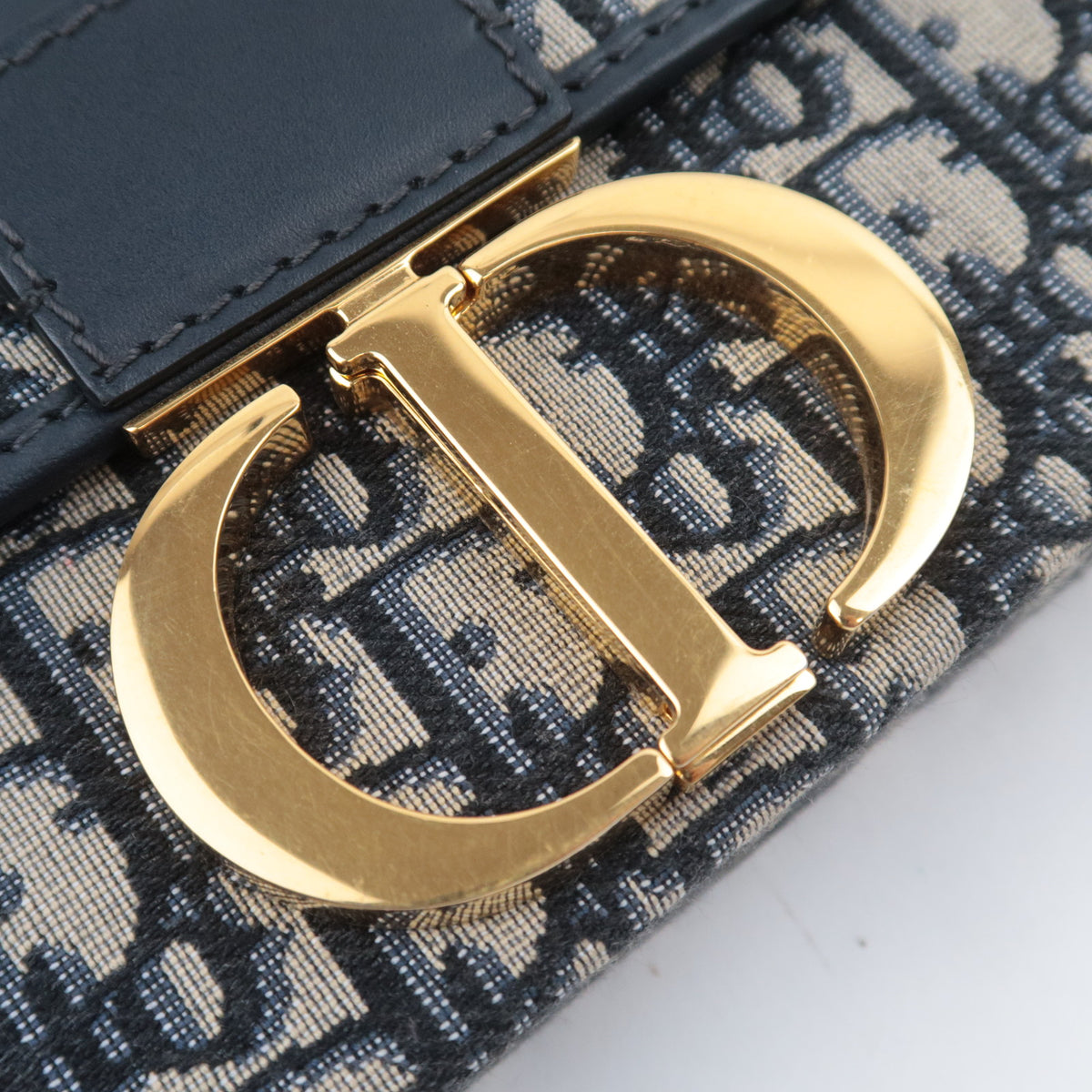 Christian Dior Oblique 30 Montaigne Box Shape Shoulder Bag