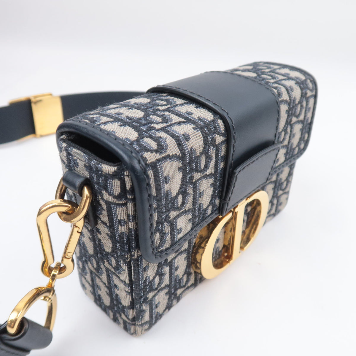 Christian Dior Oblique 30 Montaigne Box Shape Shoulder Bag