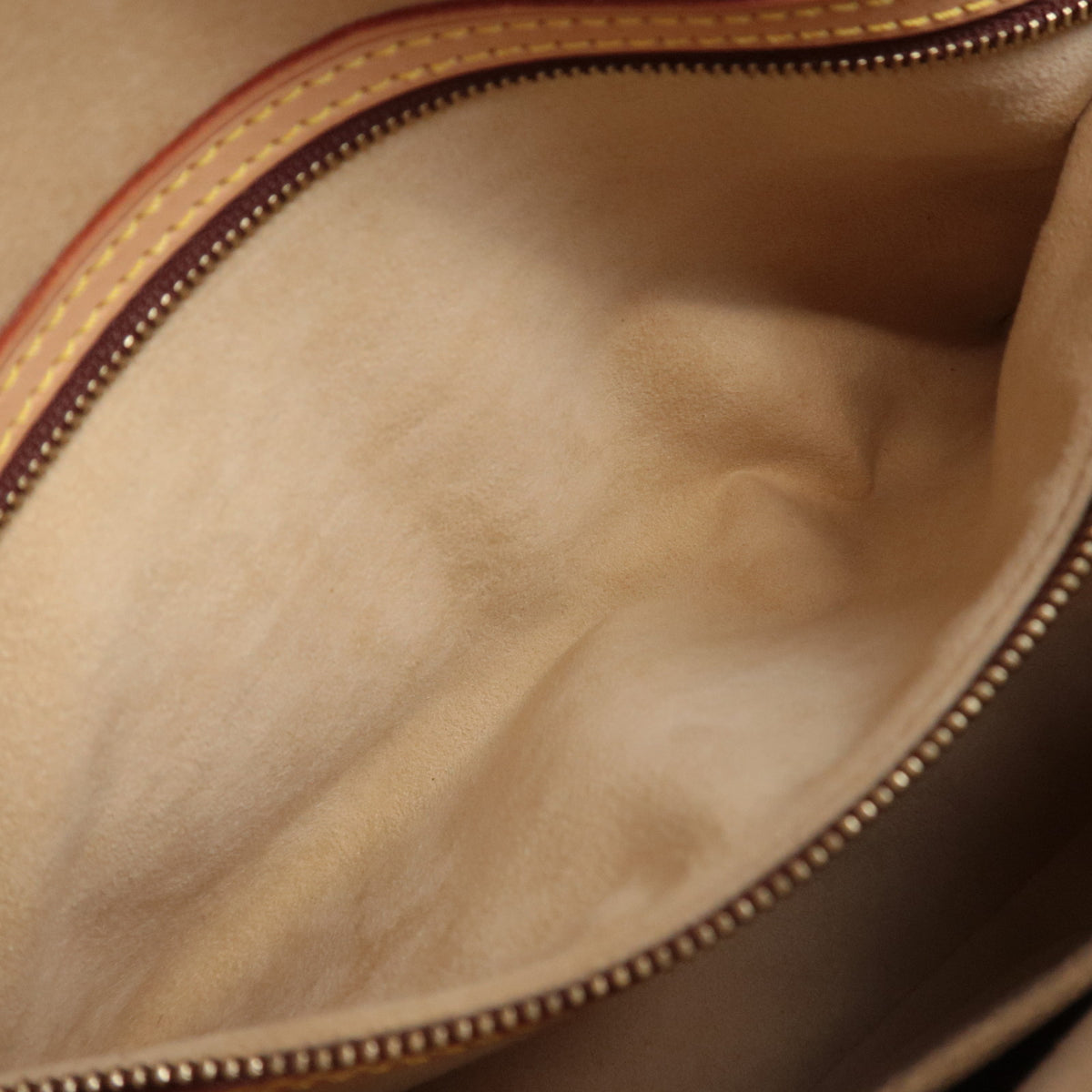 Louis Vuitton Monogram Cite GM M51181