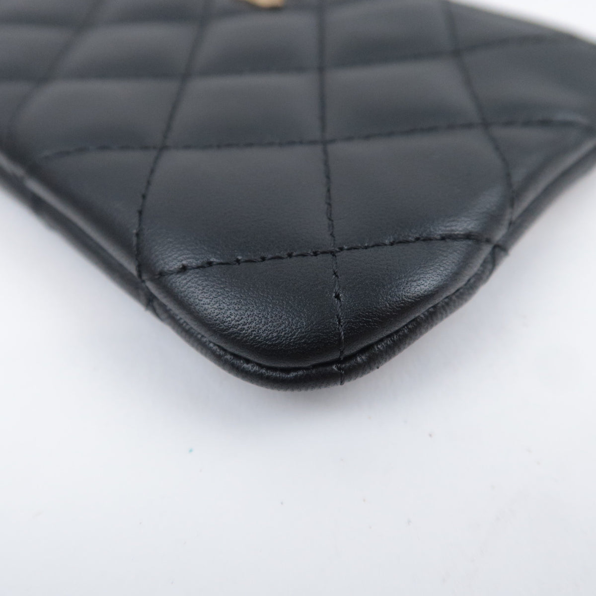 CHANEL Matelasse Mini Flat Pouch