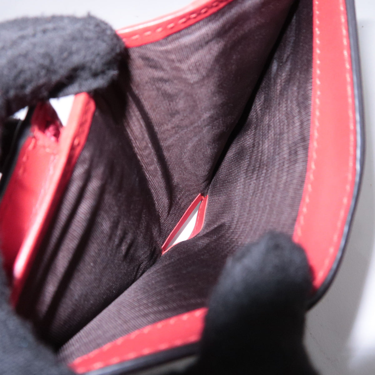 GUCCI GG Supreme Cherry Bi-Fold Wallet 476050