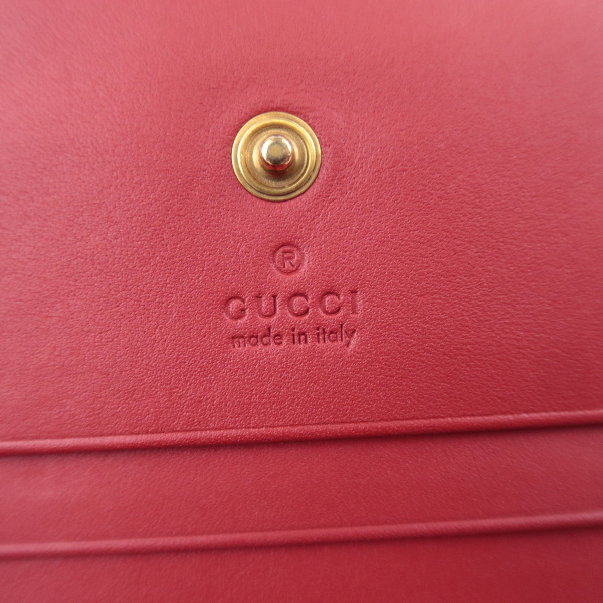 GUCCI GG Supreme Cherry Bi-Fold Wallet 476050