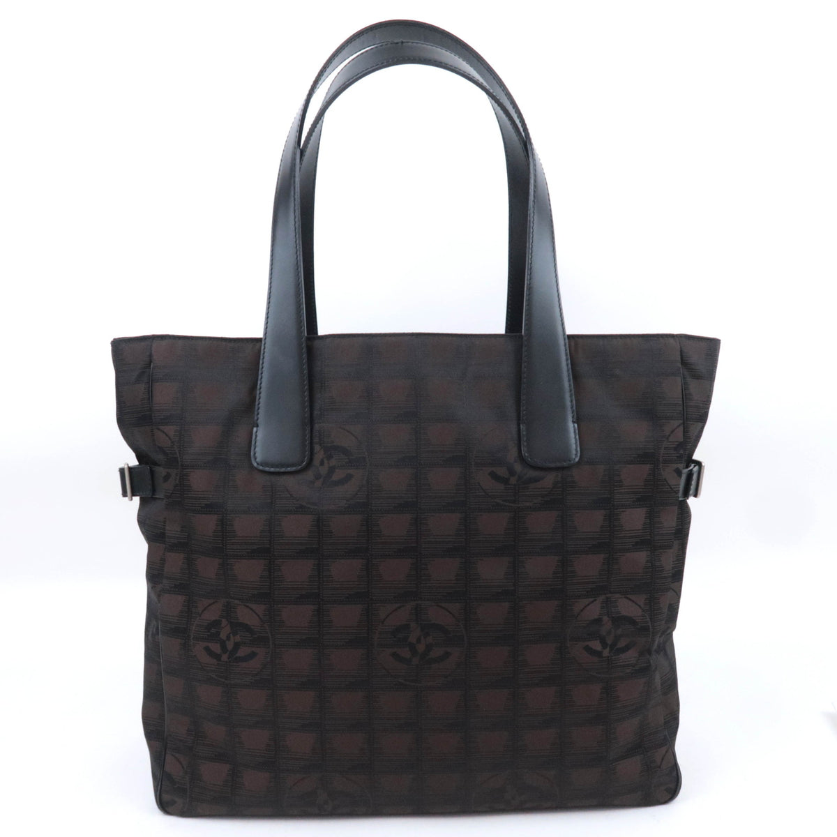 CHANEL New Travel Line Tote GM A15825