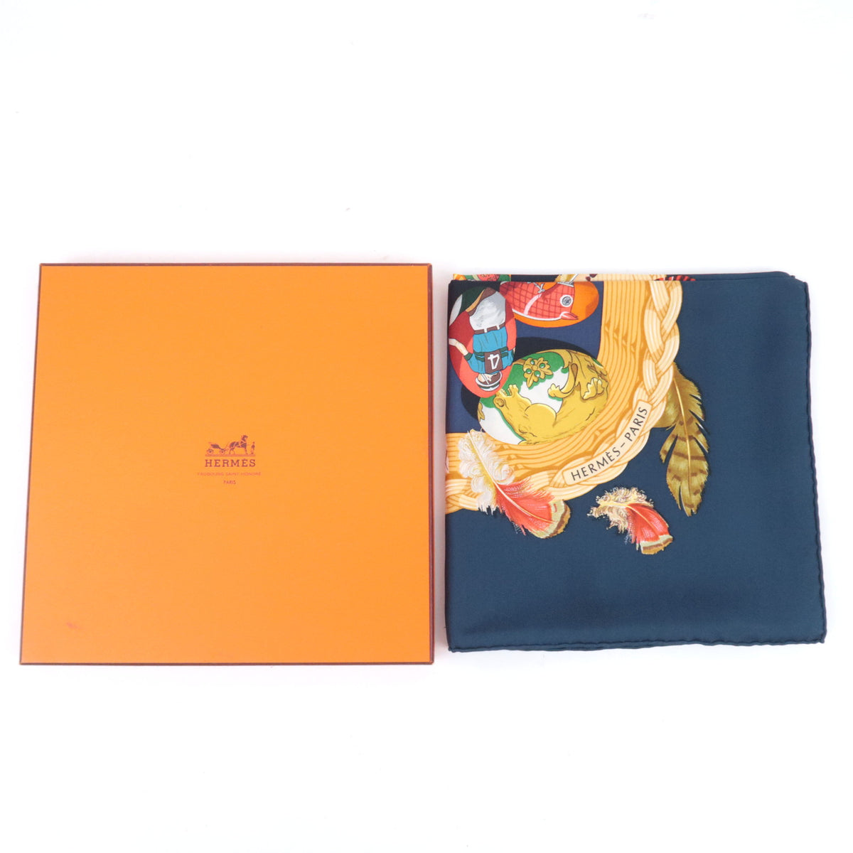 HERMES Carre 90 Scarf Couvée d'Hermès