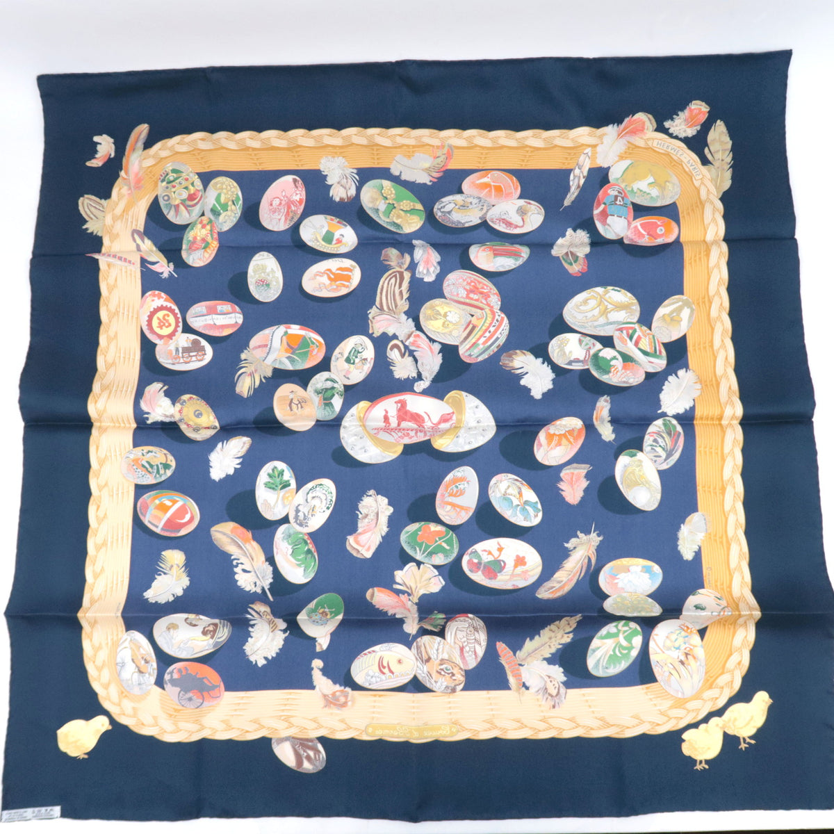 HERMES Carre 90 Scarf Couvée d'Hermès
