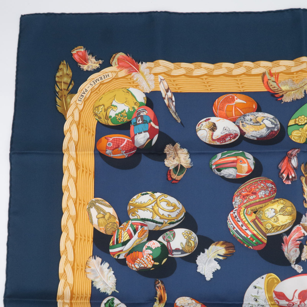 HERMES Carre 90 Scarf Couvée d'Hermès