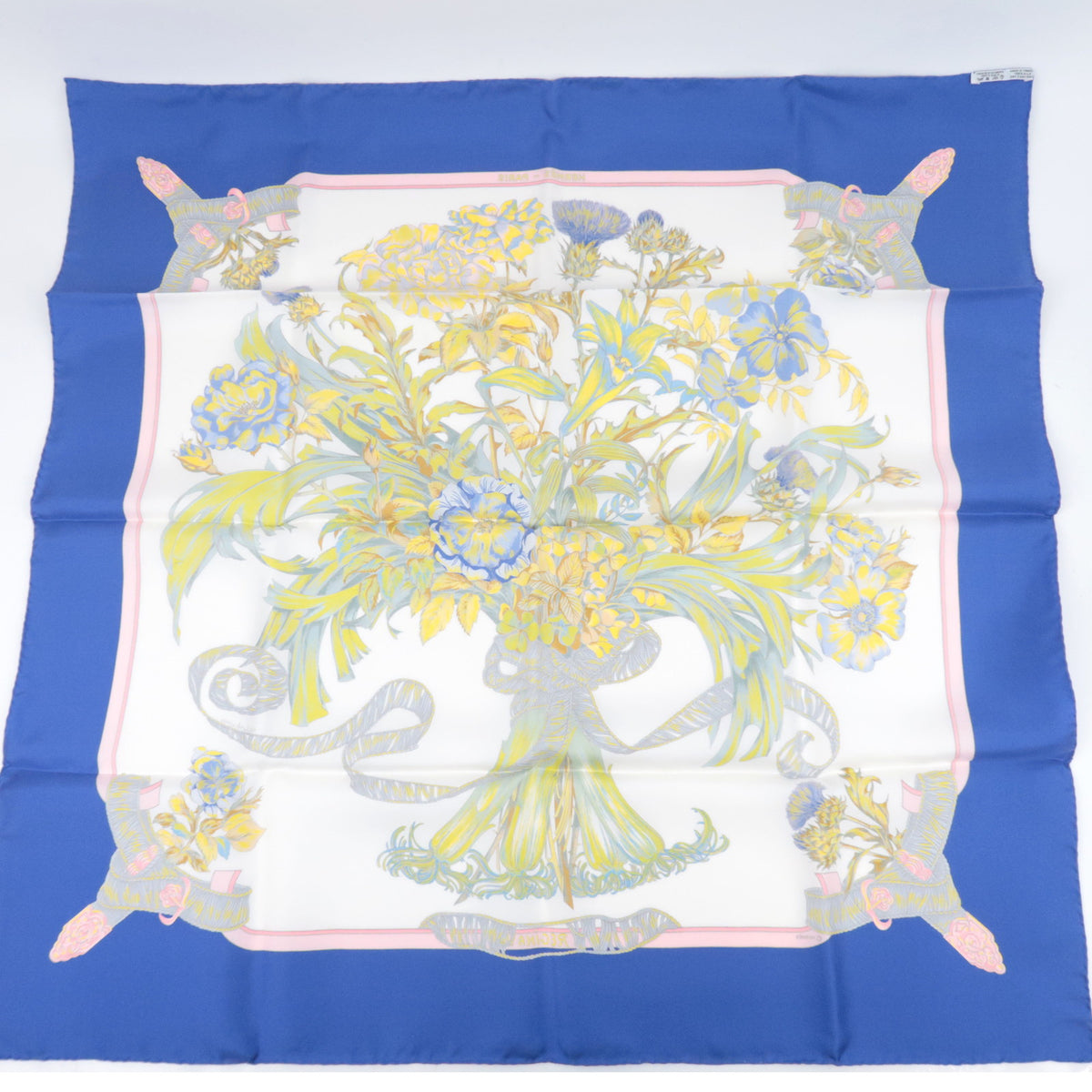 HERMES Carre 90 Scarf REGINA