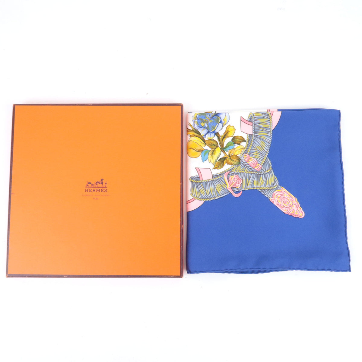 HERMES Carre 90 Scarf REGINA